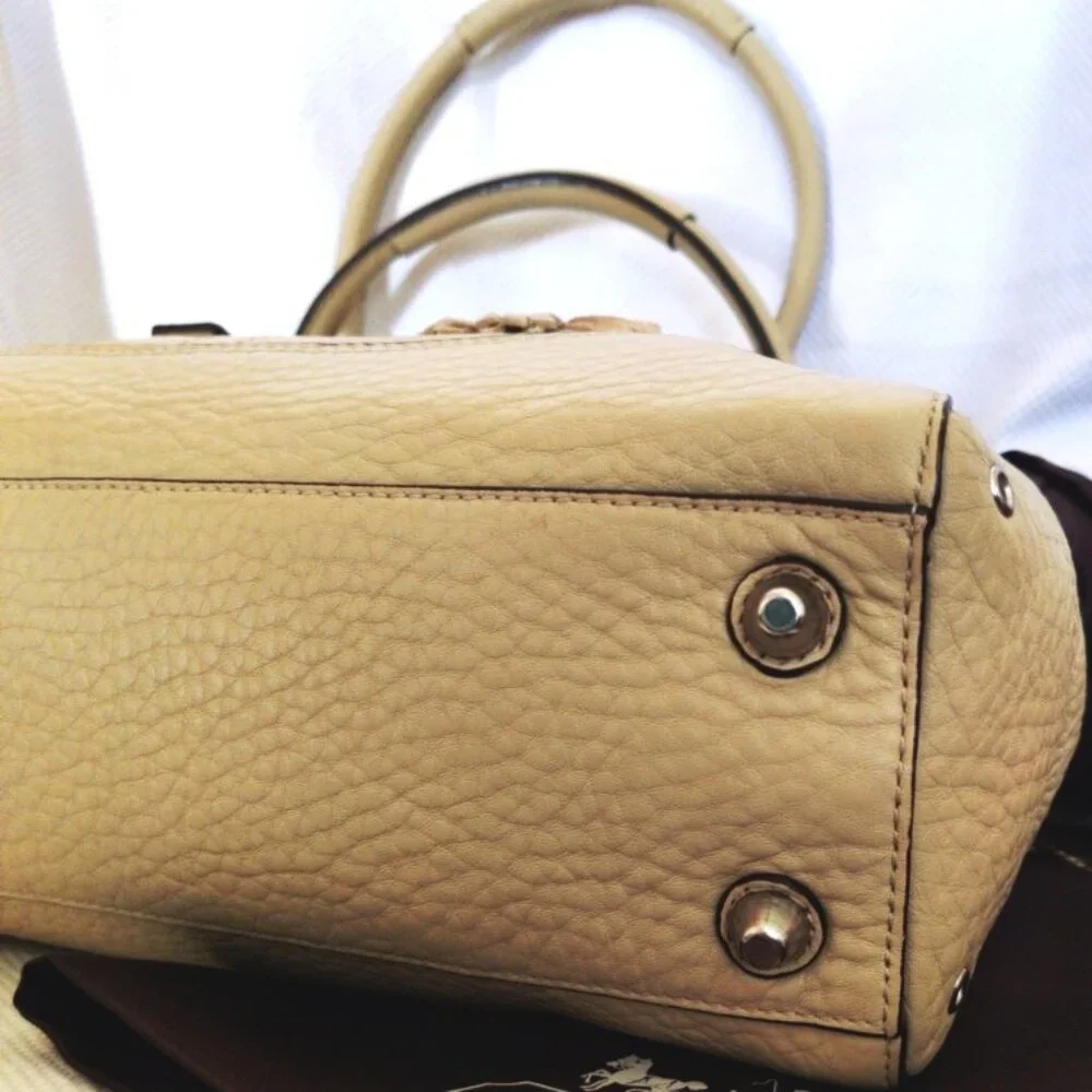 Coach Hamptons Pebbled Leather Medium Carryall Satchel in Sand/Silver, EUC - Picture 6 of 15